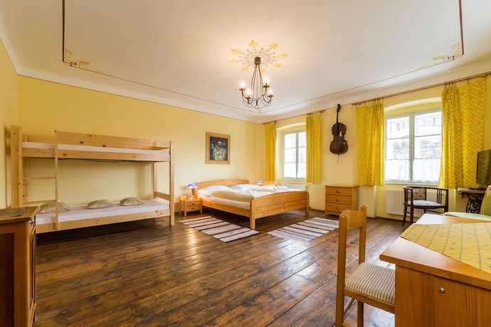 Imagen de la habitación del Hotel Pension Gardena Kaplick&aacute; 21. Foto 12