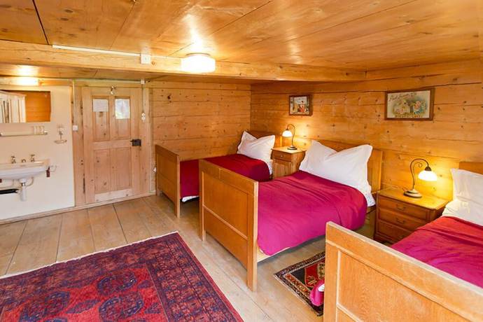 Imagen de la habitación del Hotel Pension Gimmelwald. Foto 16