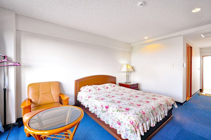 Imagen de la habitación del Hotel Pension Hana Miyakojima. Foto 5