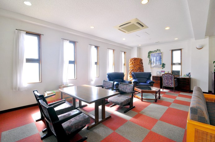 Imagen de los interiores del Hotel Pension Hana Miyakojima. Foto 15