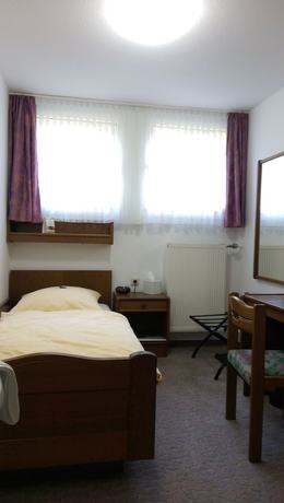 Imagen de la habitación del Hotel Pension Haus Diefenbach. Foto 9
