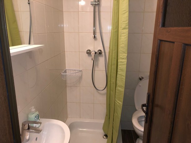 Imagen de la habitación del Hotel Pension Haus Rohrmoser. Foto 3