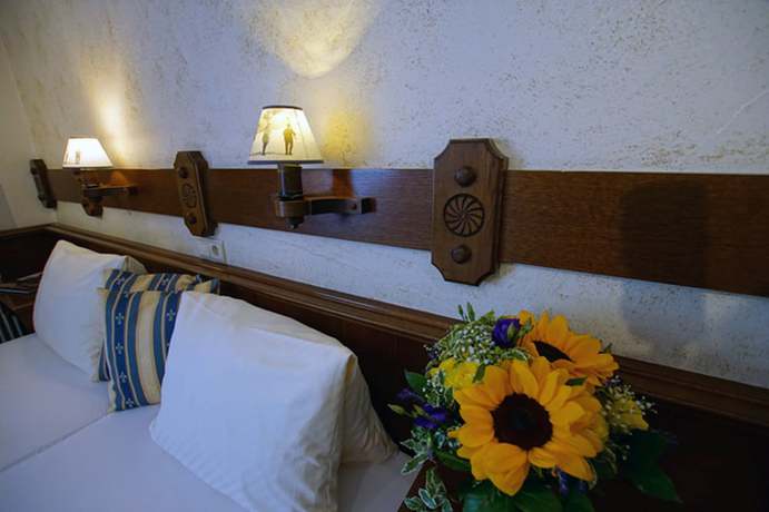 Imagen de la habitación del Hotel Pension Heidi. Foto 2
