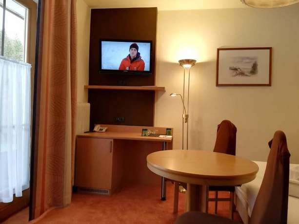 Imagen de la habitación del Hotel Pension Hubertushof. Foto 10