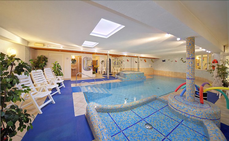 Imagen de la piscina del Hotel Pension Kofler. Foto 11