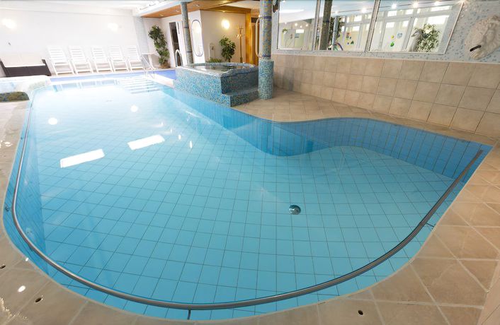 Imagen de la piscina del Hotel Pension Kofler. Foto 12