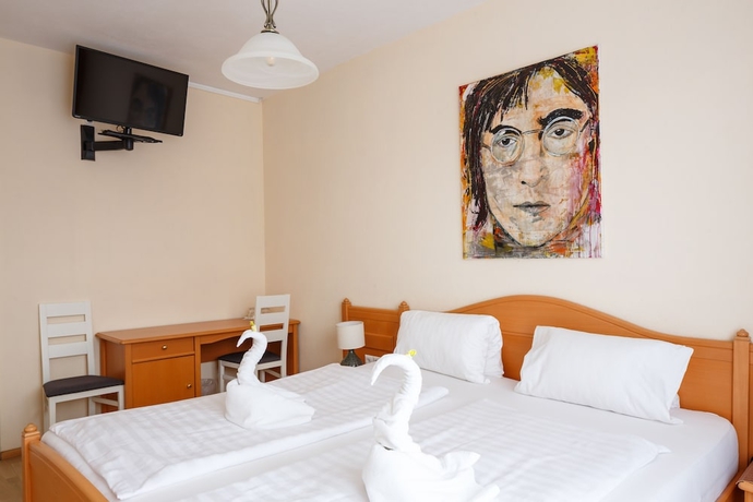 Imagen de la habitación del Hotel Pension Laubenhof. Foto 11