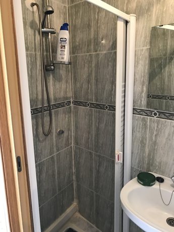 Imagen de la habitación del Hotel Pension Los Molinos. Foto 11