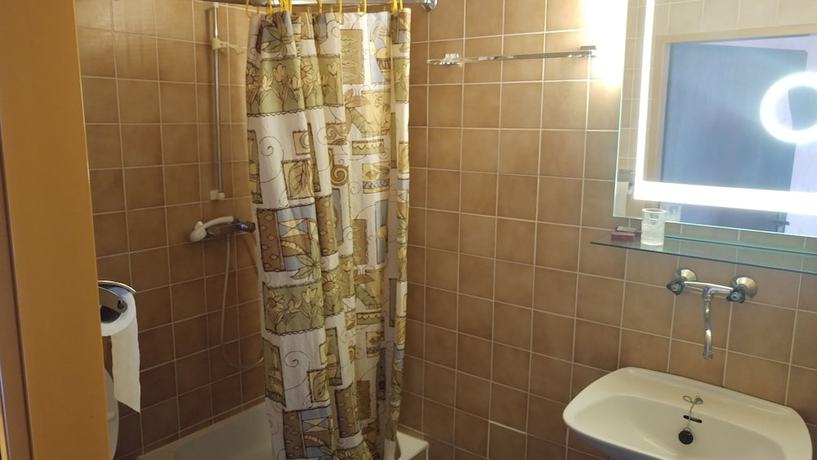 Imagen de la habitación del Hotel Pension MATE. Foto 6