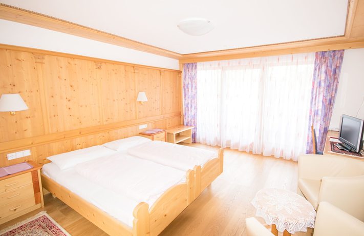 Imagen de la habitación del Hotel Pension Maria. Foto 12