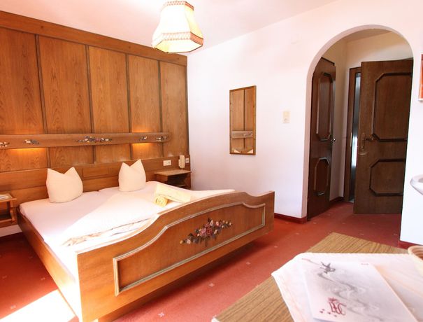 Imagen de la habitación del Hotel Pension Mittagskogel. Foto 8