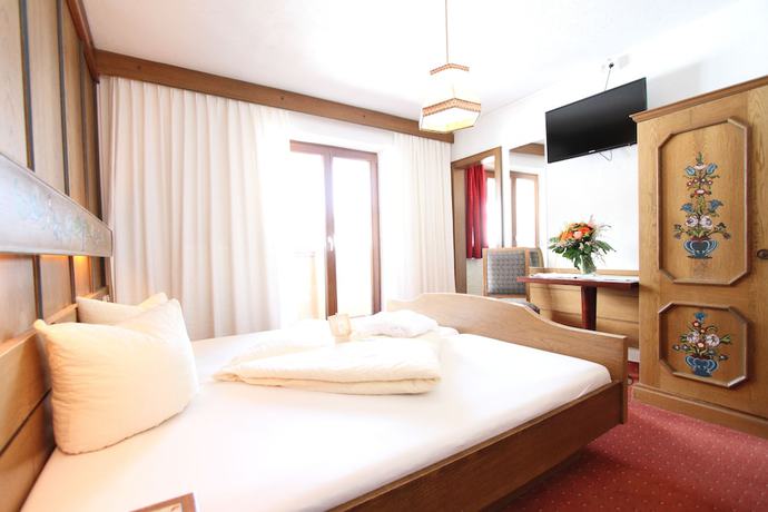 Imagen de la habitación del Hotel Pension Mittagskogel. Foto 15