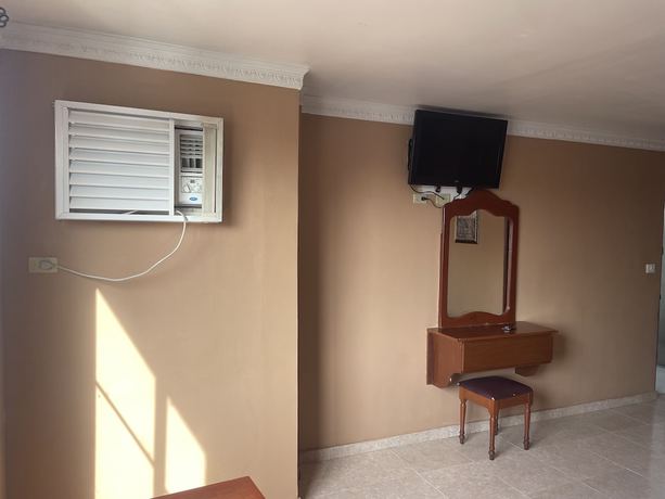 Imagen de la habitación del Hotel Pension Monaco. Foto 3