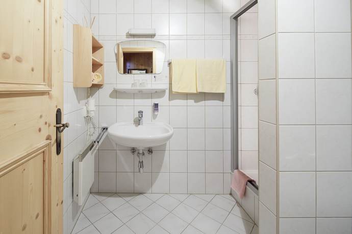 Imagen de la habitación del Hotel Pension Oberbr&auml;u. Foto 9