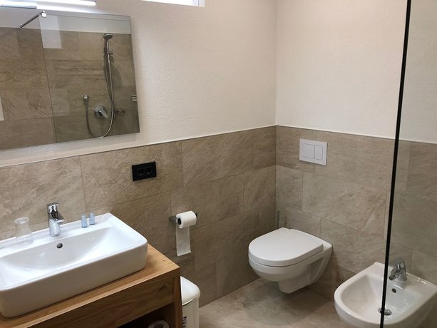 Imagen de la habitación del Hotel Pension Panorama Elisabeth. Foto 12