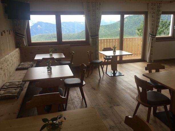 Imagen del bar/restaurante del Hotel Pension Panorama Elisabeth. Foto 5