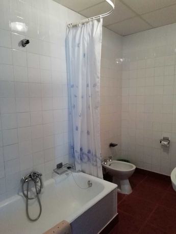 Imagen de la habitación del Hotel Pension Porto Carral. Foto 8