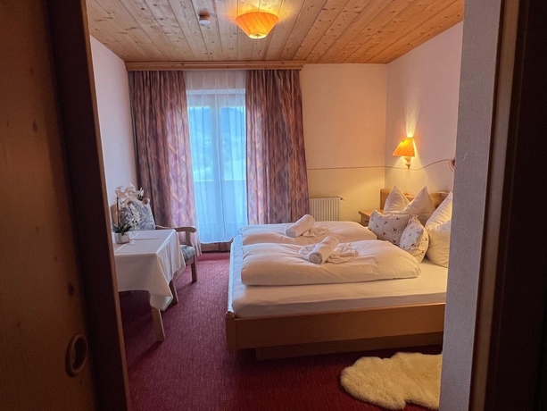 Imagen de la habitación del Hotel Pension Razil. Foto 6
