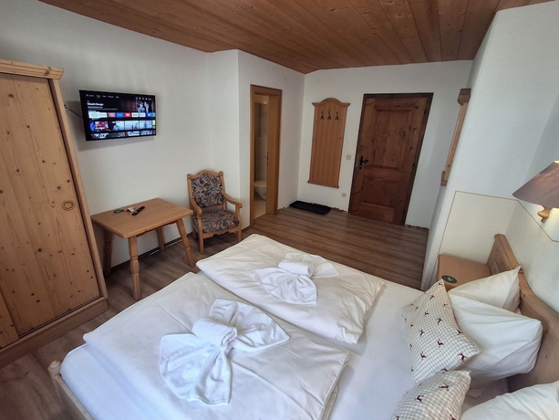 Imagen de la habitación del Hotel Pension Razil. Foto 15