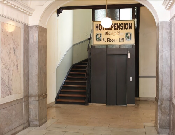 Imagen de los interiores del Hotel Pension Rheingold. Foto 18