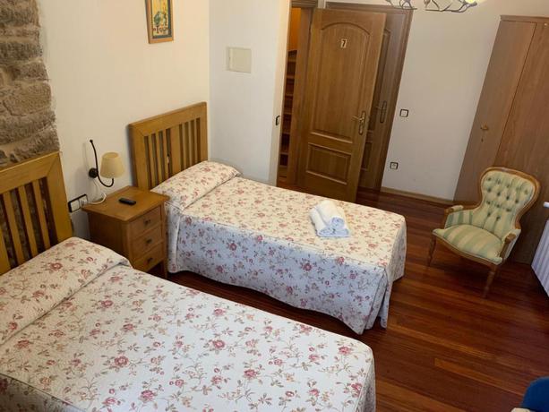 Imagen de la habitación del Hotel Pension Rustica-Caldelas Sacra. Foto 4