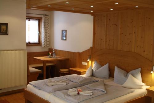 Imagen de la habitación del Hotel Pension Schusterpeter. Foto 7