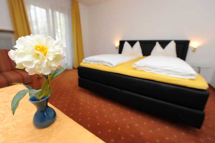 Imagen de la habitación del Hotel Pension Schweitzer. Foto 7