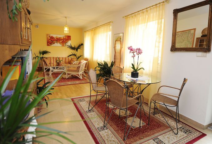 Imagen de los interiores del Hotel Pension Schweitzer. Foto 16