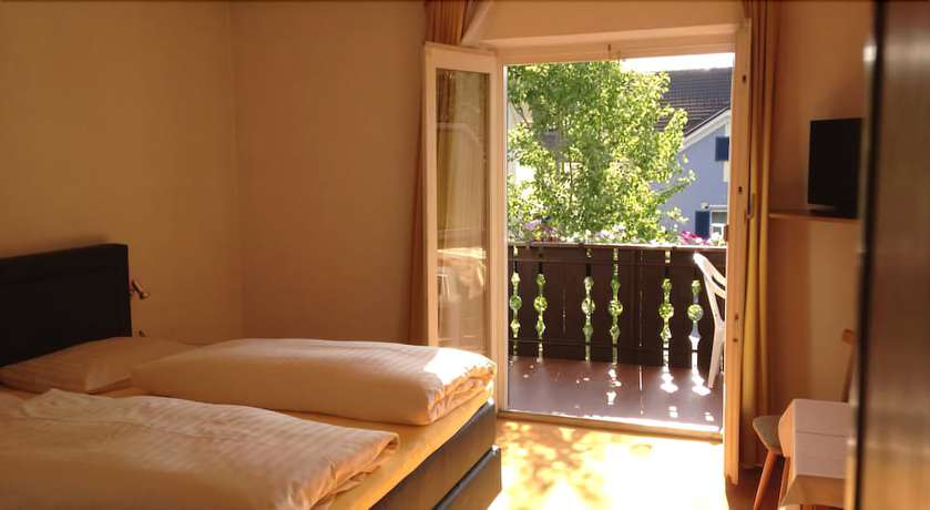 Imagen de la habitación del Hotel Pension Schweitzer. Foto 10