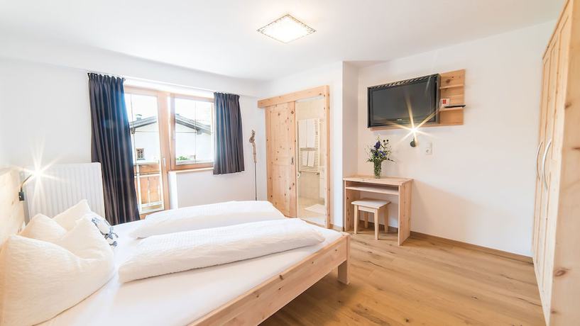 Imagen de la habitación del Hotel Pension Sprenger. Foto 4