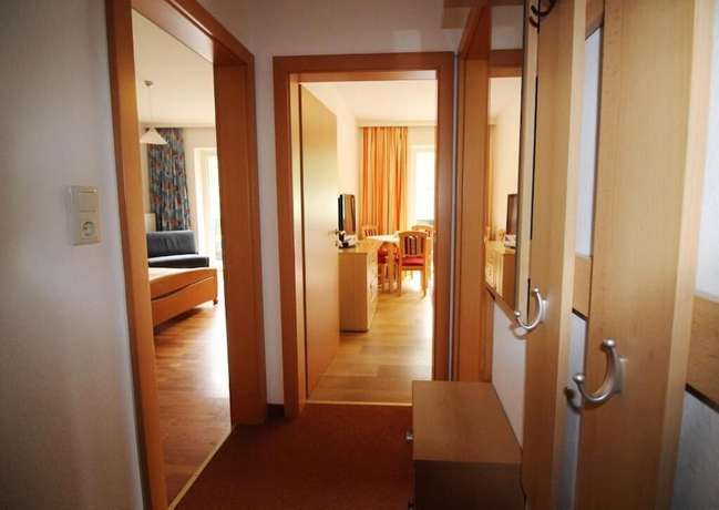 Imagen de la habitación del Hotel Pension St. Leonhard. Foto 2