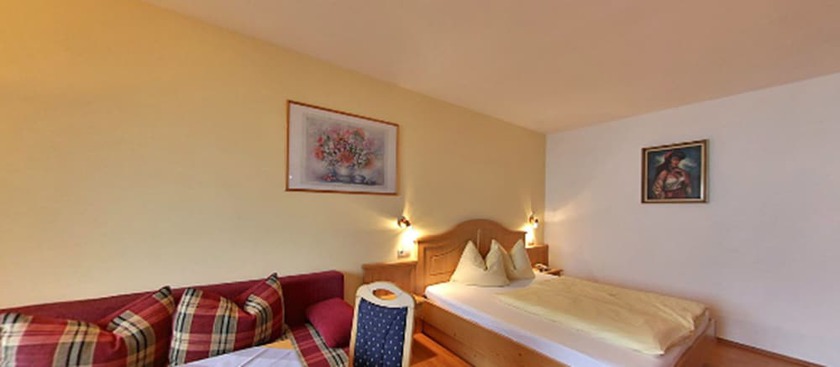 Imagen de la habitación del Hotel Pension St. Leonhard. Foto 7