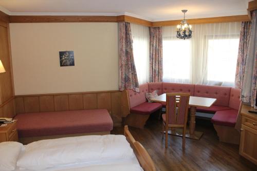 Imagen de la habitación del Hotel Pension Strass by Skinetworks. Foto 13