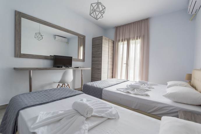 Imagen de la habitación del Hotel Pension Strawberry. Foto 10
