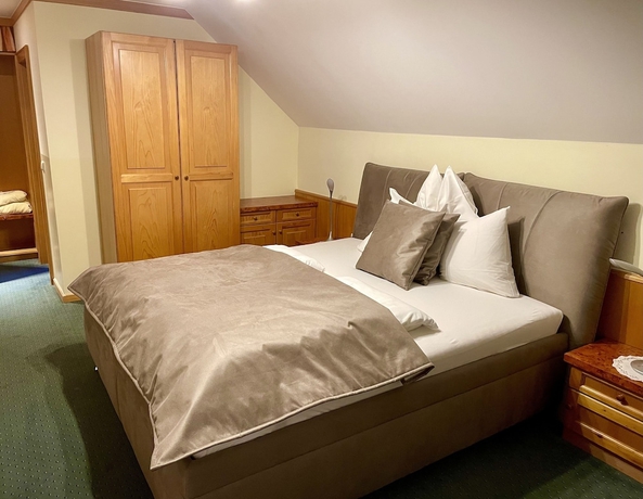 Imagen de la habitación del Hotel Pension Thermenland. Foto 9