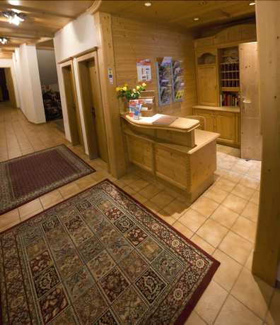 Imagen de los interiores del Hotel Pension Traube. Foto 19