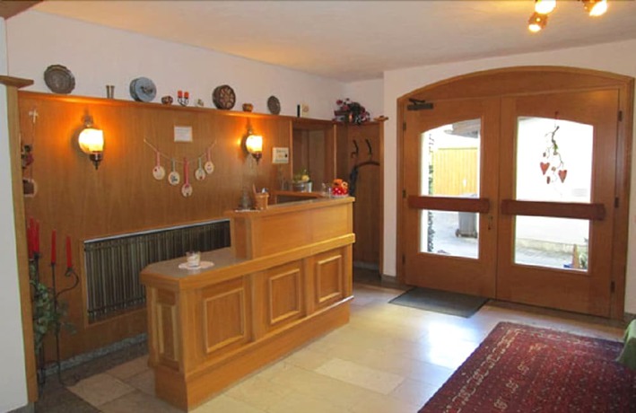 Imagen de los interiores del Hotel Pension Unterstein. Foto 18