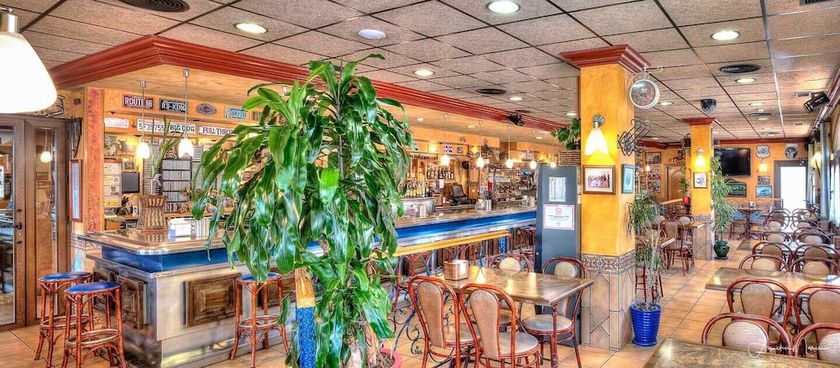 Imagen del bar/restaurante del Hotel Pension - Venta de Terreros. Foto 4