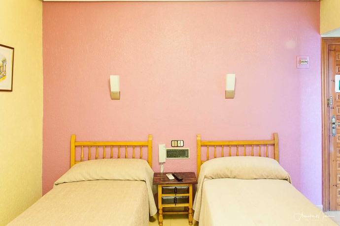 Imagen de la habitación del Hotel Pension - Venta de Terreros. Foto 13