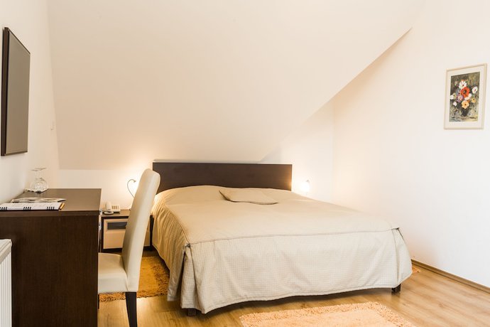 Imagen de la habitación del Hotel Pension Villa A.Malka. Foto 19