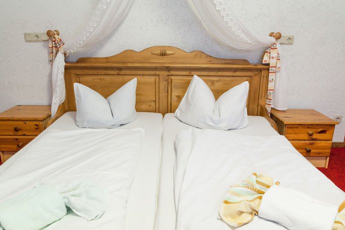 Imagen de la habitación del Hotel Pension Waldoase Hirschb&uuml;chenkopf. Foto 17