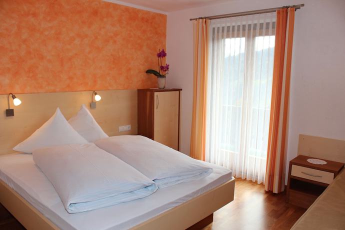 Imagen de la habitación del Hotel Pension Widmann. Foto 10