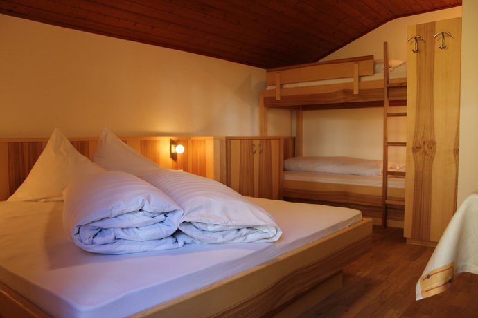 Imagen de la habitación del Hotel Pension Widmann. Foto 13