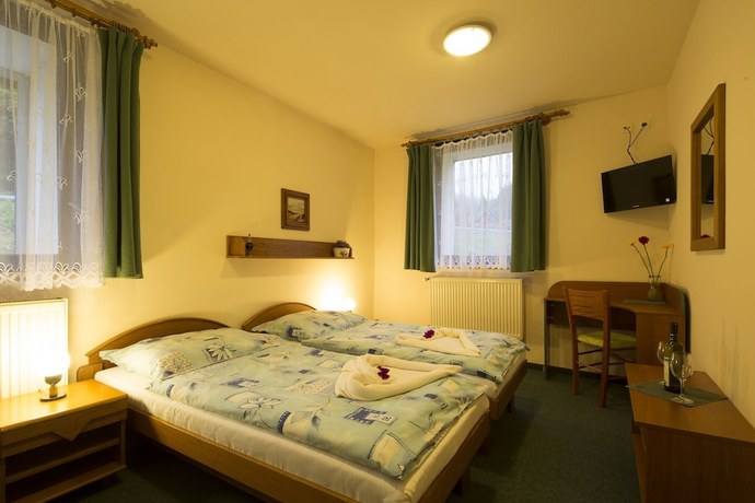 Imagen de la habitación del Hotel Pensionandrestaurace Zelen&yacute; Ml&yacute;n. Foto 10