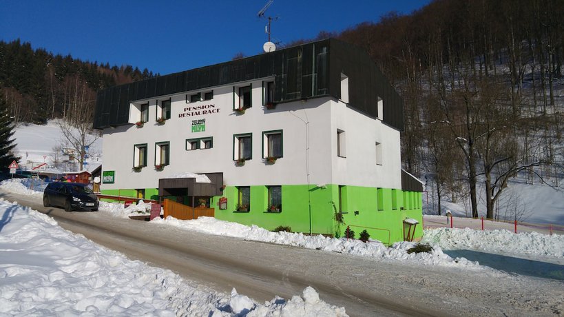Imagen general del Hotel Pensionandrestaurace Zelený Mlýn. Foto 1