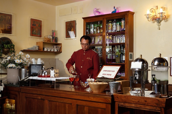 Imagen del bar/restaurante del Hotel Pensione Accademia - Villa Maravege. Foto 9