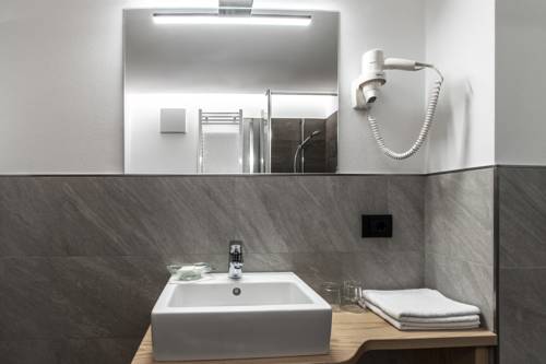 Imagen de la habitación del Hotel Pensione Camoscio. Foto 6
