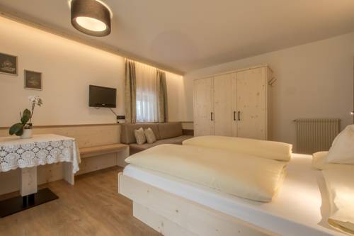 Imagen de la habitación del Hotel Pensione Camoscio. Foto 12