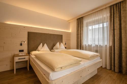 Imagen de la habitación del Hotel Pensione Camoscio. Foto 16
