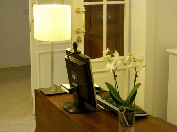 Imagen de los interiores del Hotel Pensione Canada. Foto 15